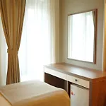 Otel Lion 3*