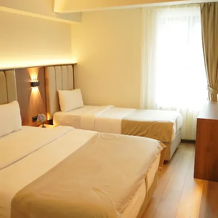 Lioncity מלון 3*