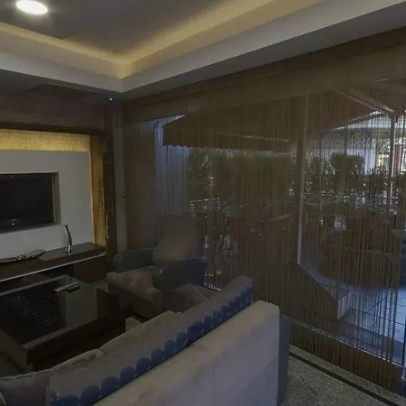 Lion Готель 3*