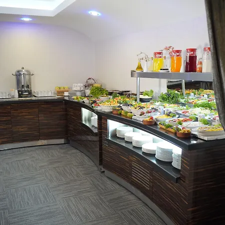 Lion 3* Bursa