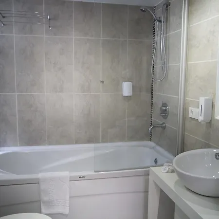 Lioncity 3*